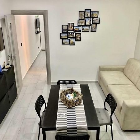 Nel Cuore Di Napoli Apartment ภายนอก รูปภาพ