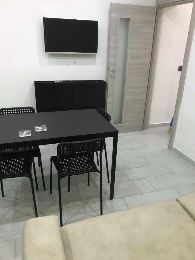 Nel Cuore Di Napoli Apartment ภายนอก รูปภาพ